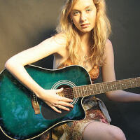 Katie Costello圖片照片_Katie Costello