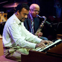 Bobby Lyle圖片照片_Bobby Lyle