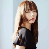 Kira Stone圖片照片_照片寫真