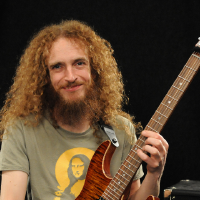 Guthrie Govan圖片照片_照片寫真