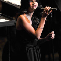 Nikki Yanofsky圖片照片_Nikki Yanofsky