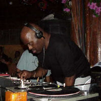 Frankie Knuckles圖片照片_Frankie Knuckles