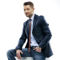 Adrian Sina圖片照片_Adrian Sina