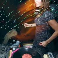 Nina Kraviz圖片照片_Nina Kraviz
