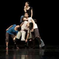 Falling Up圖片照片_Falling Up