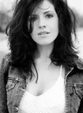 塞里爾·邁克演過的電影電視劇線上看_影視作品大全_好看的明星