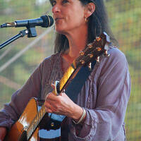 Karla Bonoff圖片照片_Karla Bonoff