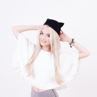 Poppy Ajudha歌曲歌詞大全_Poppy Ajudha最新歌曲歌詞