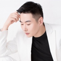 我們再沒有擁抱