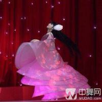 旋轉的精靈圖片照片_旋轉的精靈