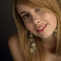Lelia Broussard圖片照片_Lelia Broussard