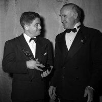Alfred Newman圖片照片_Alfred Newman