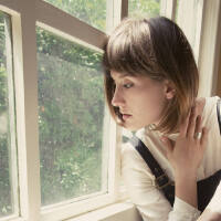 Cate Le Bon個人資料介紹_個人檔案(生日/星座/歌曲/專輯/MV作品)