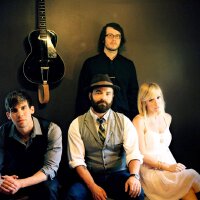 Drew Holcomb & The Neighbors圖片照片_Drew Holcomb & The Neighbors
