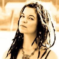 Kate Mann圖片照片_照片寫真