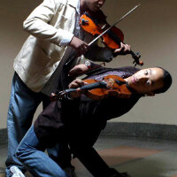 Nuttin' But stringz圖片照片_Nuttin' But stringz