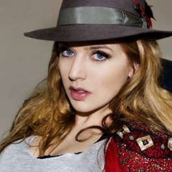 ZZ Ward圖片照片_ZZ Ward