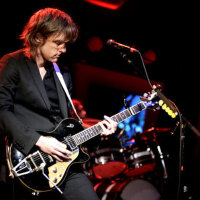 Carl Broemel圖片照片_Carl Broemel