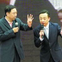 何軍&烏蘭托婭圖片照片_何軍&烏蘭托婭