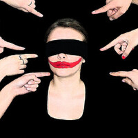Blindfold圖片照片_Blindfold