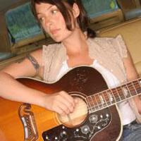 Holly McNarland圖片照片_Holly McNarland