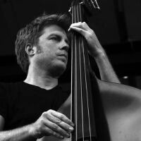 Kyle Eastwood圖片照片_Kyle Eastwood