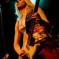 Joanne Shaw Taylor圖片照片_Joanne Shaw Taylor