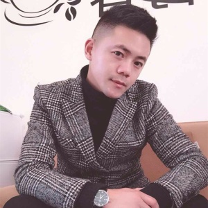覃華圖片照片_照片寫真