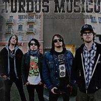 Turdus Musicus圖片照片_Turdus Musicus