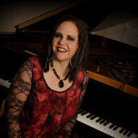 Michele McLaughlin圖片照片