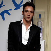 Jonathan Rhys Meyers圖片照片_Jonathan Rhys Meyers