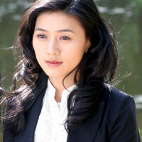 女人不哭圖片照片_女人不哭
