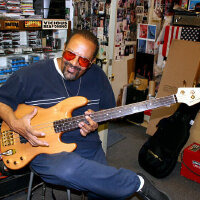 Louis Johnson圖片照片_Louis Johnson