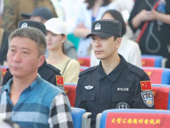 第18集:顧小天臨危受命鄭玉和康爺合作