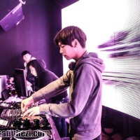 Dj Sanny J And Carev圖片照片_Dj Sanny J And Carev