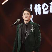 何亮辰圖片照片_照片寫真