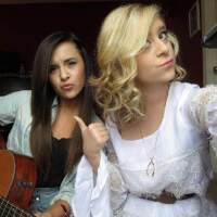 Megan & Liz圖片照片_Megan & Liz