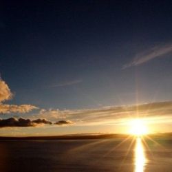 太陽照常升起圖片照片_太陽照常升起